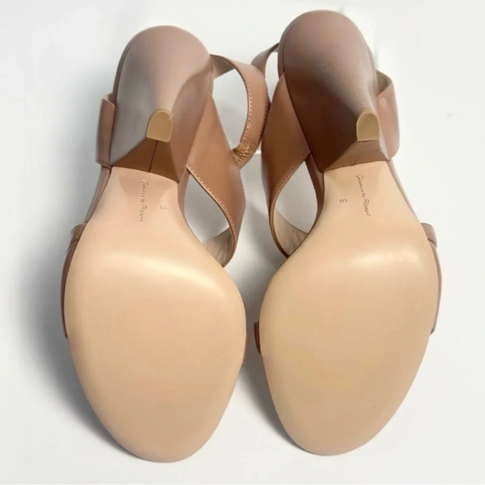 GIANVITO ROSSI Viola Vitello Praline Triangle Heel Leather Slingback Sandal NEW
